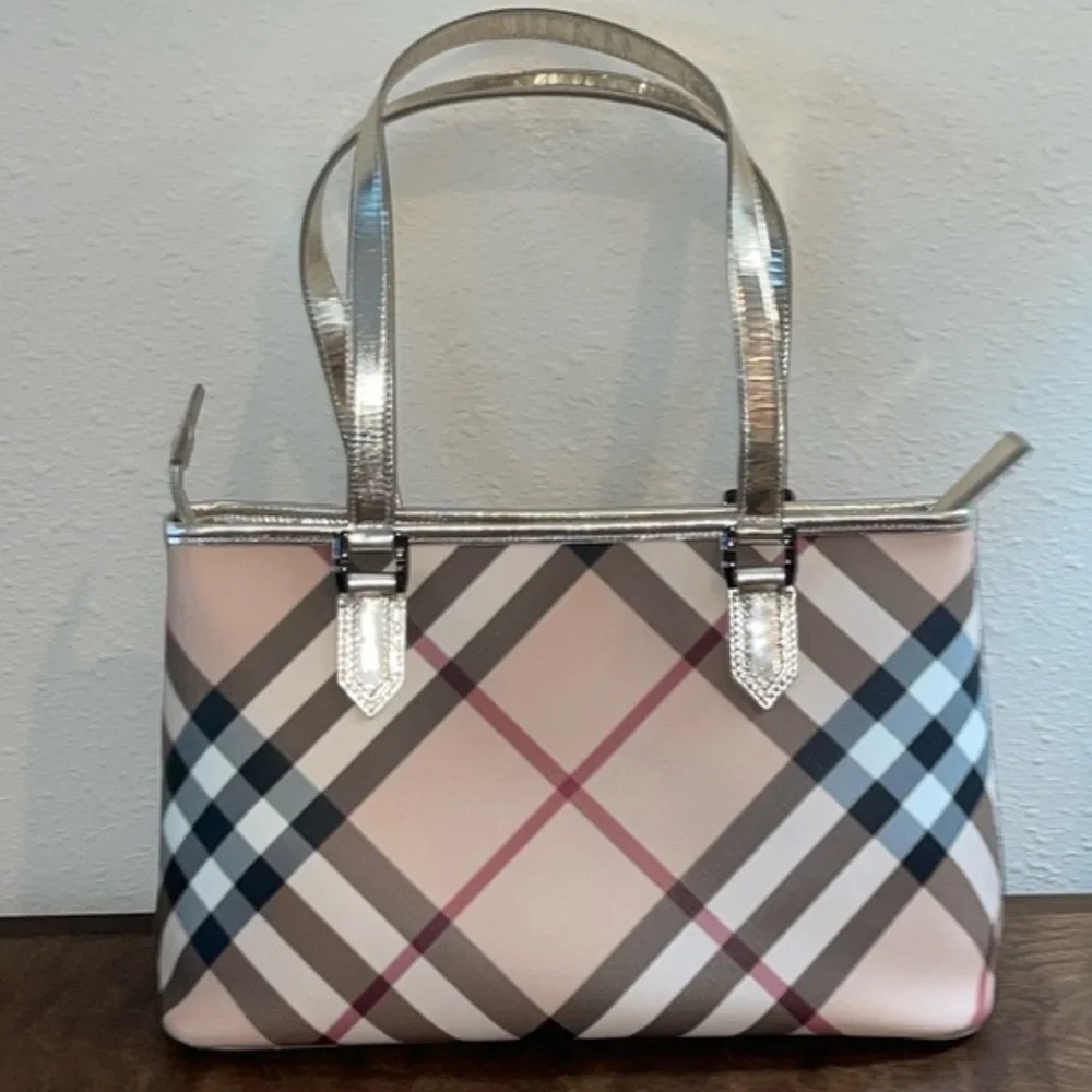 BURBERRY NOVA CHECK GOLD PATENT LEATHER TOTE TOP ZIP